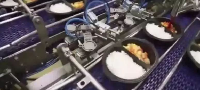 快餐盒飯生產線，從淘米到最后包裝，全程自動化
